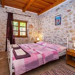Two-bedroom In * Lisane Tinjske