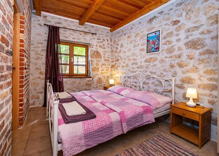 Two-bedroom In * Lisane Tinjske