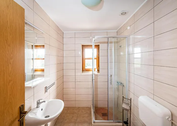 Two-bedroom In 펜션 *
